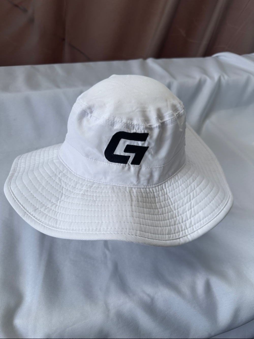Cap America G7 Bucket White Hat Wide Brim Black Embroidered "G" logo OS Golf